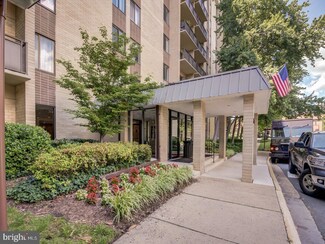3100 S Manchester St Unit 421, Falls Church, VA 22044