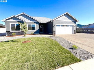 890 Durham Ave, Sutherlin, OR 97479