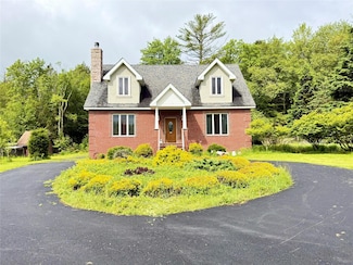 38 Moscoe Rd, White Lake, NY 12786