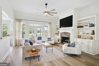 524 Forrest Ave, Fayetteville, GA 30214