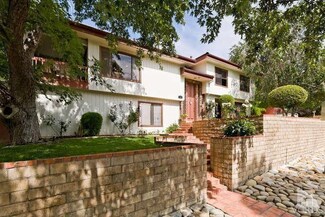 185 Oak Dr, Oak View, CA 93022
