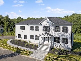 320 Old Westport Rd, Dartmouth, MA 02747