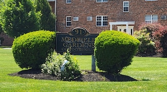 89 Pleasant St Unit 5D, Medfield, MA 02052