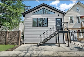 1444 W 49th Place, Chicago, IL 60609