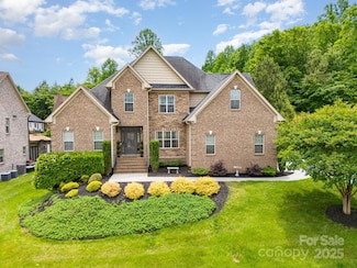 5267 Gnarl Wood Rd, Lewisville, NC 27023