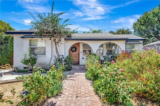 5617 Cantaloupe Ave, Van Nuys, CA 91401