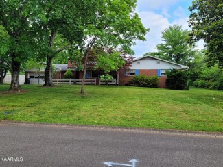 8220 Chesterfield Dr, Knoxville, TN 37909