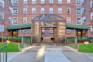 394 Avenue S Unit 2C, Brooklyn, NY 11223
