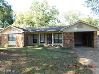 3046 Mayfair Dr, Horn Lake, MS 38637