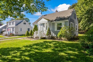 25 Mckinley St, South Portland, ME 04106