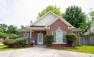 9011 Brookline Ln, Helena, AL 35080