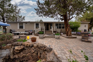 4715 NW 49th Ln, Redmond, OR 97756