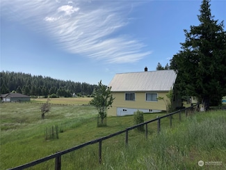 3811 Washington 903, Roslyn, WA 98941