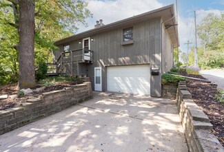 425 Willow Ave, Joliet, IL 60436