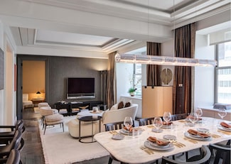 303 Park Ave Unit 3104, New York City, NY 10022