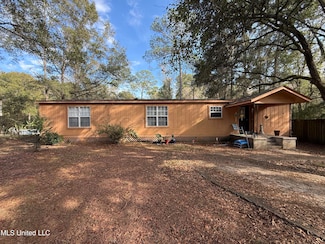 7208 Issac Williams St, Ocean Springs, MS 39564