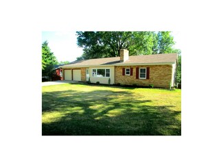3505 NW Oakcrest Dr, Kansas City, MO 64151