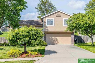 1210 Rawhide Rd, Papillion, NE 68046