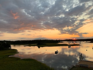 131 State Rd, Chilmark, MA 02535