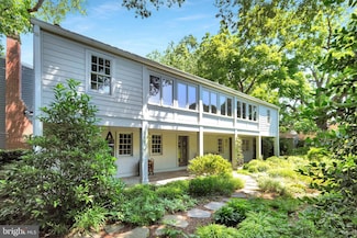 323 N Patrick St, Alexandria, VA 22314