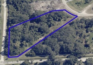 2432 Westhorpe Dr, Malabar, FL 32950