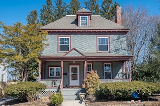 21 Shaffner St, Worcester, MA 01605