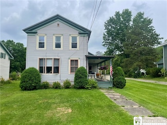 106 Hall St, Randolph, NY 14772