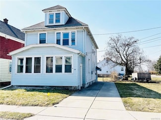 99 Center St, Buffalo, NY 14218
