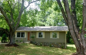 9 Somerset Rd, Arden, NC 28704