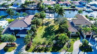2496 SE 12th St, Pompano Beach, FL 33062