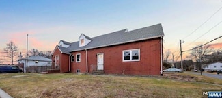 226 Livingston St, Northvale, NJ 07647