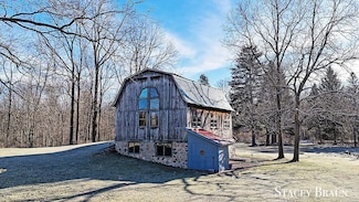 2620 36th St, Allegan, MI 49010