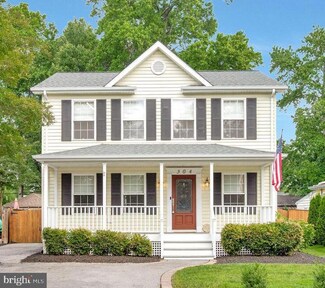 304 Lakeview Ave, Edgewater, MD 21037
