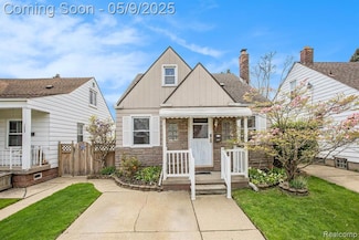 1413 Mill St, Lincoln Park, MI 48146