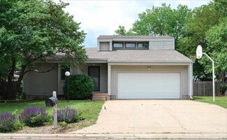 1606 Jayhawk St, Abilene, KS 67410