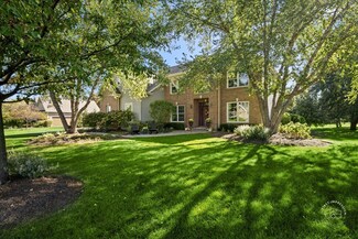 7N785 Cloverfield Rd, Saint Charles, IL 60175