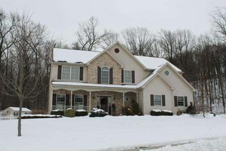413 Acer Dr, Blandon, PA 19510
