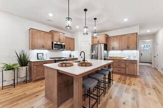 10478 Glenbrook Ave S, Cottage Grove, MN 55016