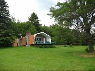 64 Chapman Rd, Proctorsville, VT 05153