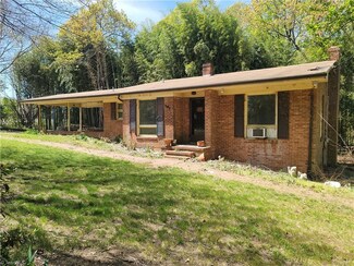 507 Shadybrook Rd, High Point, NC 27265