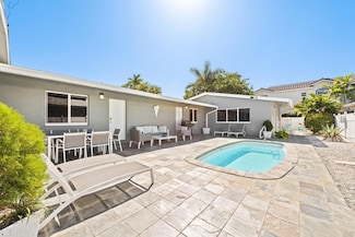 843 NE 17th Ave, Fort Lauderdale, FL 33304