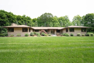 70R Tri Mountain Rd, Durham, CT 06422