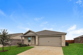 2041 Welsh Ln, Aubrey, TX 76227