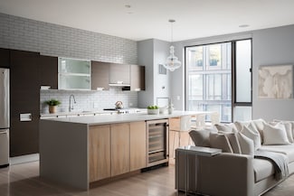 346 Congress St Unit 502, Boston, MA 02210