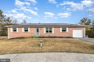 4296 New Jersey Ct, Harrisburg, PA 17112