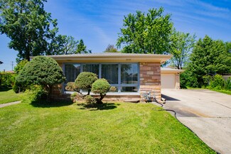 9046 N Joey Dr, Niles, IL 60714