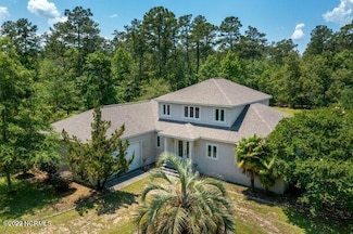 301 Sandy Point Dr, Beaufort, NC 28516