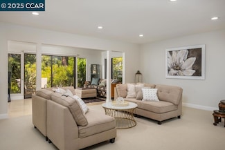 1224 Canyonwood Ct Unit 2, Walnut Creek, CA 94595