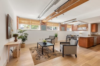 22 Cottage Park Ave Unit 1, Cambridge, MA 02140