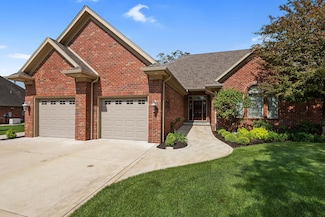 5708 Fountain View Dr, Wheatfield, IN 46392
